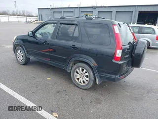 2005 Honda CR-V EX SE with VIN JHLRD78965C028479, listed as a IAAI auction lot 41911939 with 171,023 mi miles. Bid and sale history available at carsss.com. Image 3.