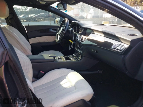 2012 Mercedes-Benz CLS 550 with VIN WDDLJ9BB9CA021186, listed as a IAAI auction lot 41388368 with 115,575 mi miles and . Bid and sale history available at DreamBid. Image 5.