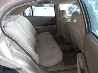 2005 Buick LeSabre Custom with VIN 1G4HP52K15U174228, listed as a IAAI auction lot 42139650 with 111,227 mi miles. Bid and sale history available at carsss.com. Image 8.