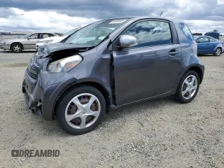 2012 Scion iQ z VIN JTNJJXB06CJ009187, wystawiony jako Copart lot #56563665 z przebiegiem 105 014 mil mil oraz Szkoda całkowita • Salvage title. Historia ofert i sprzedaży dostępna na DreamBid. Obrazek 1.