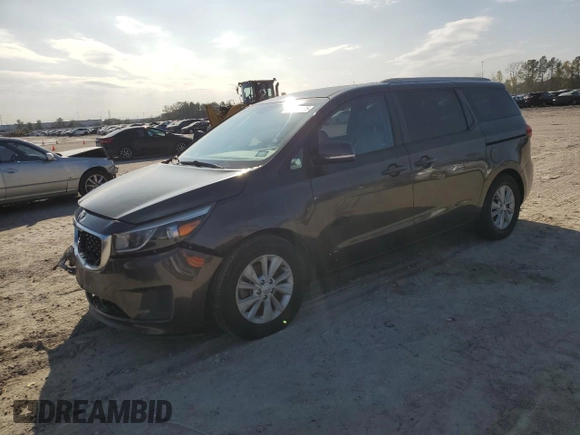 2016 Kia Sedona LX with VIN KNDMB5C11G6090781, listed as a Copart auction lot 41457025 with 131,501 mi miles and Salvage Title. Bid and sale history available at carsss.com. Image 1.