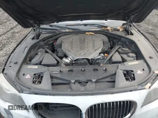 2009 BMW 7 Series 750Li с VIN WBAKB83509CY61759, выставлен на аукционе IAAI как лот 41121376 с пробегом Не указан миль и . История ставок и продаж доступна на DreamBid. Изображение 10.