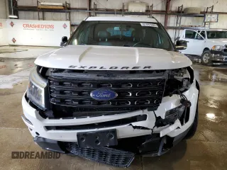 2017 Ford Explorer Sport z VIN 1FM5K8GT5HGC45633, wystawiony jako Copart lot #61497095 z przebiegiem 129 428 mil mil oraz Czysty tytuł • Clean title. Historia ofert i sprzedaży dostępna na DreamBid. Obrazek 5.