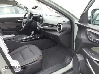 2025 Chevrolet Trax ACTIV with VIN KL77LKEP3SC088127, listed as a IAAI auction lot 41834126 with 11,594 mi miles. Bid and sale history available at carsss.com. Image 5.