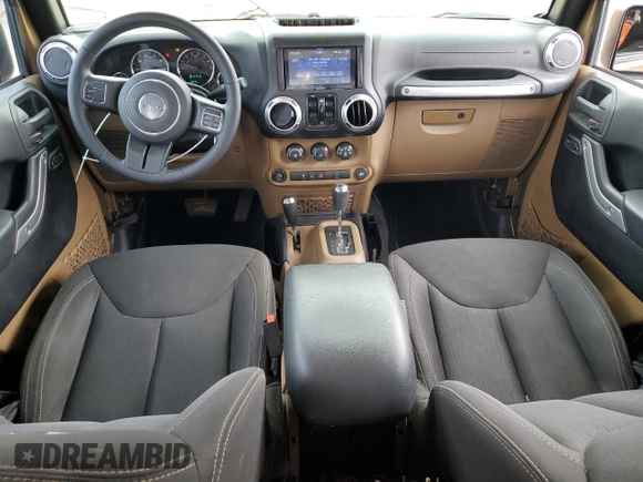 2015 Jeep Wrangler Unlimited Sahara z VIN 1C4BJWEG5FL645846, wystawiony jako Copart lot #53326855 z przebiegiem 122 510 mil mil oraz Szkoda całkowita • Salvage title. Historia ofert i sprzedaży dostępna na DreamBid. Obrazek 8.