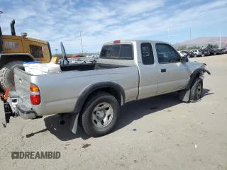 2002 Toyota Tacoma PreRunner with VIN 5TESM92N22Z071780, listed as a Copart auction lot 47476785 with 200,728 mi miles and Salvage title. Bid and sale history available at DreamBid. Image 3.