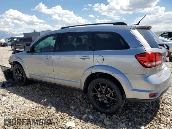 2017 Dodge Journey SXT with VIN 3C4PDCBB9HT522532, listed as a Copart auction lot 55886535 with 201,594 mi miles and Salvage title. Bid and sale history available at DreamBid. Image 2.