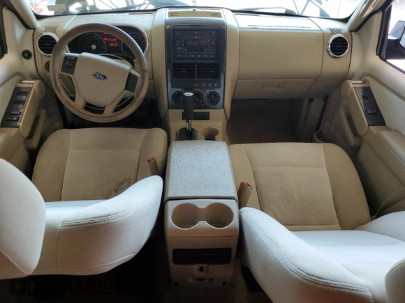 2006 Ford Explorer XLT с VIN 1FMEU73EX6ZA02896, выставлен на аукционе Copart как лот 62472545 с пробегом 150 672 миль миль и Списание • Salvage title. История ставок и продаж доступна на DreamBid. Изображение 8.