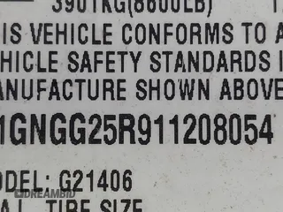 2001 Chevrolet City Express Cargo z VIN 1GNGG25R911208054, wystawiony jako IAAI lot #40999785 z przebiegiem 238 227 mil mil oraz . Historia ofert i sprzedaży dostępna na DreamBid. Obrazek 9.