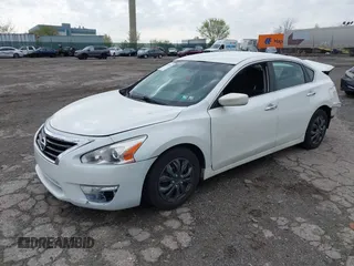 2014 Nissan Altima SV with VIN 1N4AL3AP7EC141832, listed as a IAAI auction lot 42019574 with 124,802 mi miles and . Bid and sale history available at carsss.com. Image 17.