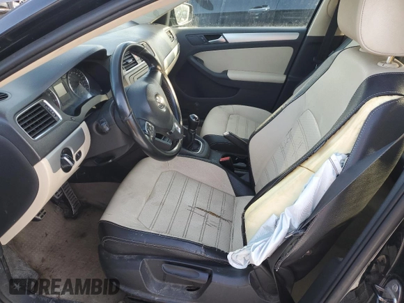 2013 Volkswagen Jetta SE with VIN 3VWBX7AJ9DM374708, listed as a Copart auction lot 43373705 with 238,059 mi miles and Clean title. Bid and sale history available at DreamBid. Image 7.