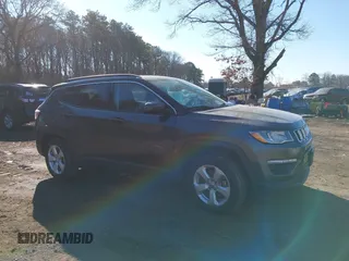 2020 Jeep Compass Latitude with VIN 3C4NJDBB9LT217059, listed as a IAAI auction lot 41645658 with 61,972 mi miles. Bid and sale history available at carsss.com. Image 13.