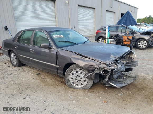 2007 Mercury Grand Marquis GS with VIN 2MEFM74V07X633931, listed as a Copart auction lot 50880435 with 26,860 mi miles and Non Repairable. Bid and sale history available at carsss.com. Image 4.