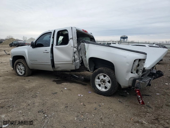 2011 Chevrolet Silverado 1500 LT with VIN 1GCRKSE3XBZ427748, listed as a Copart auction lot 44063235 with NaN miles and Salvage Title. Bid and sale history available at carsss.com. Image 2.