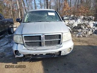2008 Dodge Durango z VIN 1D8HD48K68F104300, wystawiony jako IAAI lot #41409452 z przebiegiem 178 786 mil mil oraz . Historia ofert i sprzedaży dostępna na DreamBid. Obrazek 12.