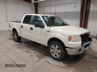 2008 Ford F-150 XLT with VIN 1FTPW14518KB96099, listed as a IAAI auction lot 41312992 with 192,141 mi miles. Bid and sale history available at carsss.com. Image 1.