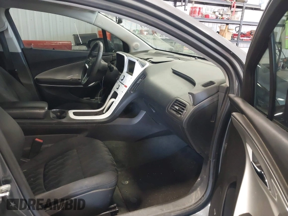 2011 Chevrolet Volt with VIN 1G1RC6E43BU102197, listed as a IAAI auction lot 41986239 with 195,064 mi miles. Bid and sale history available at carsss.com. Image 5.