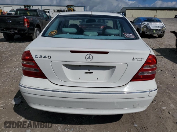 2001 Mercedes-Benz C 230/260/280/320 z VIN WDBRF61JX1F055147, wystawiony jako Copart lot #56381645 z przebiegiem 135 866 mil mil oraz Szkoda całkowita • Salvage title. Historia ofert i sprzedaży dostępna na DreamBid. Obrazek 6.