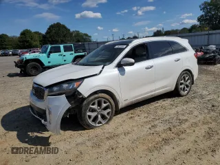 2020 Kia Sorento SX z VIN 5XYPKDA59LG686533, wystawiony jako Copart lot #75920984 z przebiegiem 84 627 mil mil oraz Szkoda całkowita • Salvage title. Historia ofert i sprzedaży dostępna na DreamBid. Obrazek 1.