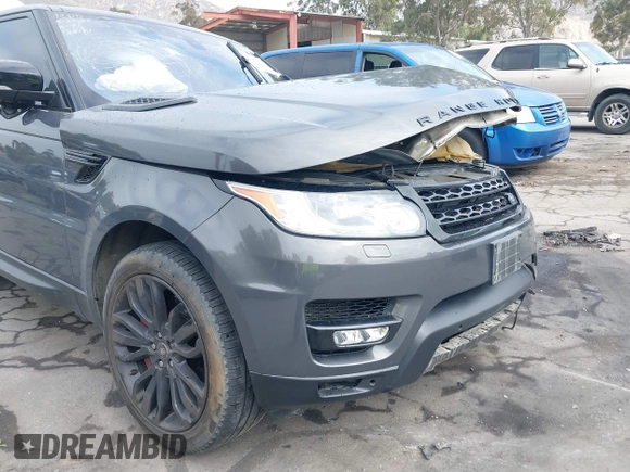 2017 Land Rover Range Rover Sport z VIN SALWR2FE3HA128925, wystawiony jako IAAI lot #42172945 z przebiegiem 82 022 mil mil oraz . Historia ofert i sprzedaży dostępna na DreamBid. Obrazek 20.