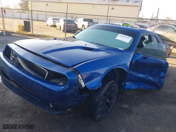 2010 Dodge Challenger R/T with VIN 2B3CJ5DT1AH319501, listed as a IAAI auction lot 41855316 with 95,759 mi miles. Bid and sale history available at carsss.com. Image 18.