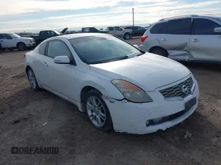2008 Nissan Altima 3.5 SE with VIN 1N4BL24E58C121284, listed as a IAAI auction lot 41384285 with 153,348 mi miles. Bid and sale history available at carsss.com. Image 1.