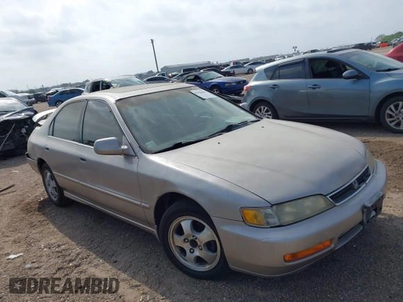 1997 Honda Accord Special Edition with VIN 1HGCD5609VA053062, listed as a IAAI auction lot 41956666 with 217,186 mi miles and . Bid and sale history available at carsss.com. Image 13.