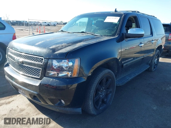 2008 Chevrolet Suburban Commercial with VIN 1GNFK16338J235887, listed as a IAAI auction lot 41371263 with 200,049 mi miles. Bid and sale history available at carsss.com. Image 2.