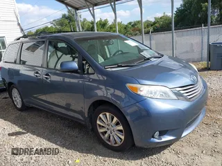2015 Toyota Sienna Limited z VIN 5TDDK3DC1FS095692, wystawiony jako IAAI lot #40485296 z przebiegiem 100 324 mil mil oraz . Historia ofert i sprzedaży dostępna na DreamBid. Obrazek 1.
