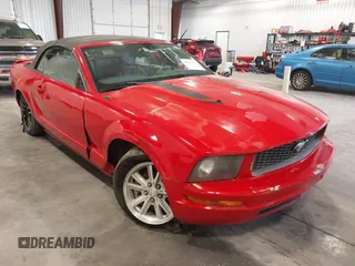 2008 Ford Mustang Deluxe with VIN 1ZVHT84N785134563, listed as a IAAI auction lot 42647056 with 130,875 mi miles and . Bid and sale history available at DreamBid. Image 1.