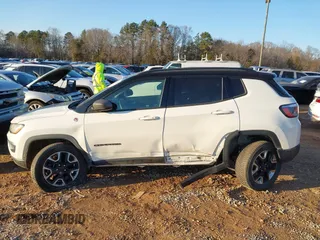 2018 Jeep Compass Trailhawk with VIN 3C4NJDDBXJT199178, listed as a IAAI auction lot 41215543 with 102,271 mi miles and . Bid and sale history available at DreamBid. Image 14.