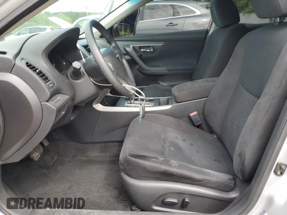 2015 Nissan Altima SV z VIN 1N4AL3AP4FC189189, wystawiony jako Copart lot #55651685 z przebiegiem 30 641 mil mil oraz Szkoda całkowita • Salvage title. Historia ofert i sprzedaży dostępna na DreamBid. Obrazek 7.