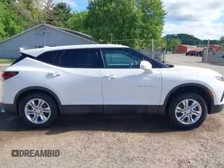 2022 Chevrolet Blazer LT with VIN 3GNKBHR40NS163519, listed as a IAAI auction lot 42220133 with 35,598 mi miles and . Bid and sale history available at DreamBid. Image 14.