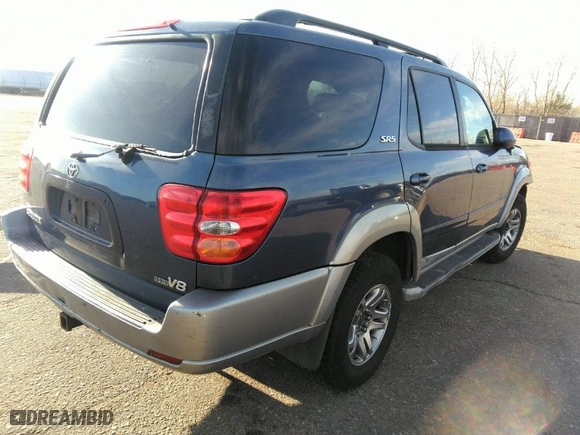 2004 Toyota Sequoia SR5 with VIN 5TDZT34A44S232977, listed as a IAAI auction lot 41750677 with 272,876 mi miles. Bid and sale history available at carsss.com. Image 4.