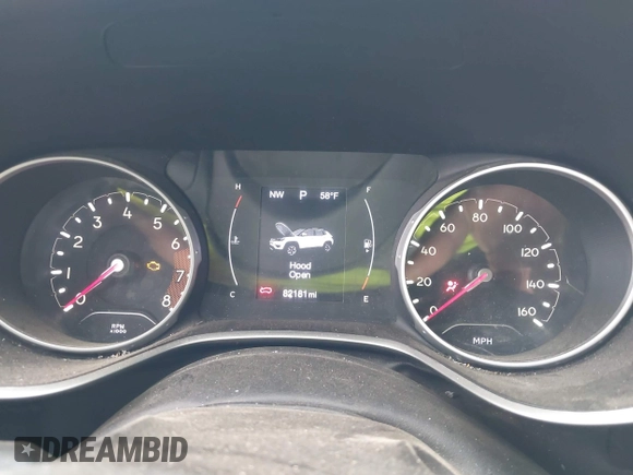 2018 Jeep Compass Latitude z VIN 3C4NJDBB3JT434507, wystawiony jako IAAI lot #42120088 z przebiegiem 82 181 mil mil oraz . Historia ofert i sprzedaży dostępna na DreamBid. Obrazek 7.