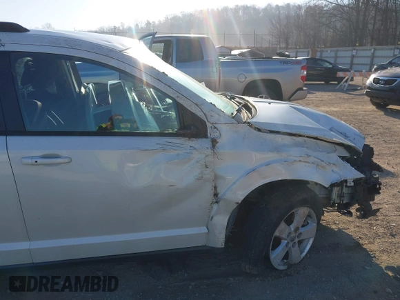 2016 Dodge Journey American Value with VIN 3C4PDCAB5GT151997, listed as a IAAI auction lot 41771583 with Not Provided miles and . Bid and sale history available at DreamBid. Image 16.