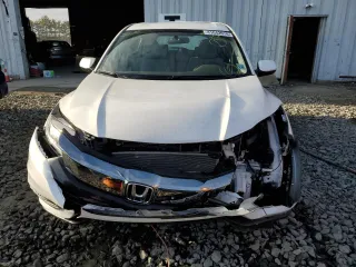 2022 Honda HR-V LX with VIN 3CZRU6H35NM727856, listed as a Copart auction lot 41042074 with 10,841 mi miles and Salvage Title. Bid and sale history available at carsss.com. Image 5.
