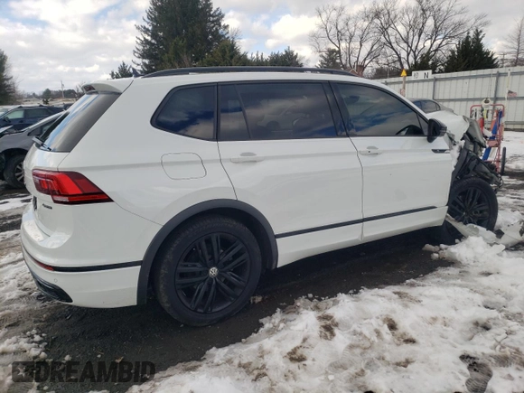 2022 Volkswagen Tiguan SE R-Line Black z VIN 3VV8B7AX7NM025503, wystawiony jako Copart lot #88297105 z przebiegiem 37 580 mil mil oraz Szkoda całkowita • Salvage title. Historia ofert i sprzedaży dostępna na DreamBid. Obrazek 3.