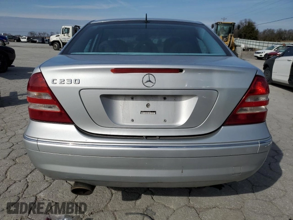 2006 Mercedes-Benz C 230 Sport with VIN WDBRF52H76F745502, listed as a Copart auction lot 46003175 with 119,918 mi miles and Clean title. Bid and sale history available at DreamBid. Image 6.