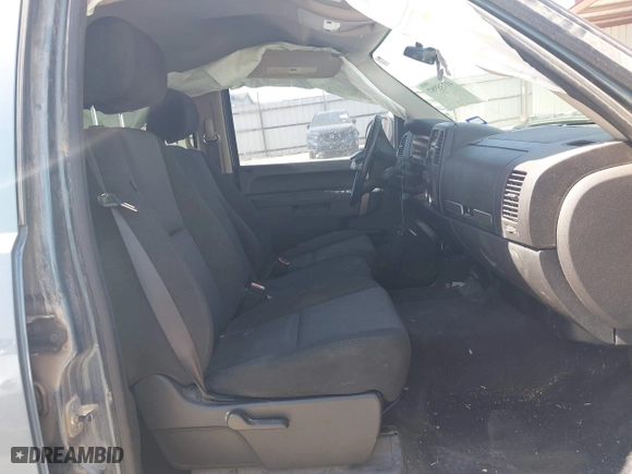 2010 Chevrolet Silverado 1500 LT with VIN 3GCRCSE07AG256393, listed as a IAAI auction lot 41735987 with 157,543 mi miles. Bid and sale history available at carsss.com. Image 5.