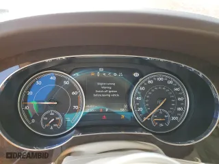 2017 Bentley Bentayga W12 with VIN SJAAC2ZV7HC014060, listed as a Copart auction lot 48581564 with 48,402 mi miles and Salvage Title. Bid and sale history available at carsss.com. Image 9.