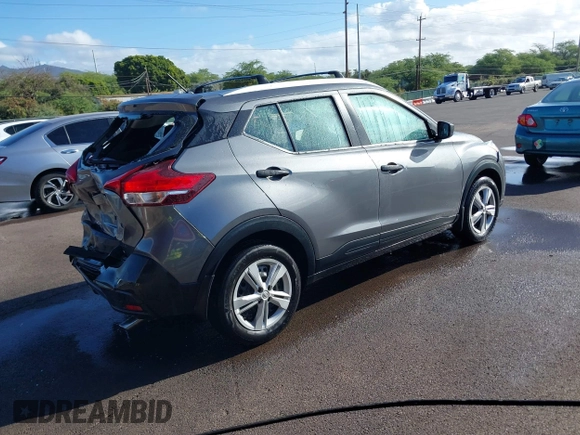 2019 Nissan Kicks S z VIN 3N1CP5CU9KL505032, wystawiony jako IAAI lot #41831490 z przebiegiem 35 155 mil mil oraz . Historia ofert i sprzedaży dostępna na DreamBid. Obrazek 4.