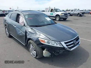 2013 Honda Crosstour EX-L z VIN 5J6TF3H52DL004465, wystawiony jako IAAI lot #42268992 z przebiegiem 166 873 mil mil oraz . Historia ofert i sprzedaży dostępna na DreamBid. Obrazek 6.