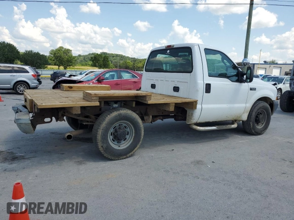 2004 Ford F-250 z VIN 1FDNF20L24ED29183, wystawiony jako Copart lot #61959525 z przebiegiem 217 046 mil mil oraz Szkoda całkowita • Salvage title. Historia ofert i sprzedaży dostępna na DreamBid. Obrazek 3.