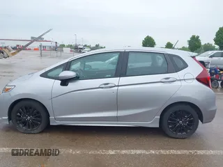 2020 Honda Fit Sport z VIN 3HGGK5H63LM731359, wystawiony jako IAAI lot #42145926 z przebiegiem 40 353 mil mil oraz . Historia ofert i sprzedaży dostępna na DreamBid. Obrazek 14.