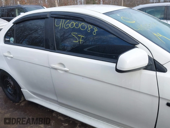 2010 Mitsubishi Lancer ES z VIN JA32U2FU7AU022444, wystawiony jako IAAI lot #41600088 z przebiegiem 196 076 mil mil oraz . Historia ofert i sprzedaży dostępna na DreamBid. Obrazek 13.