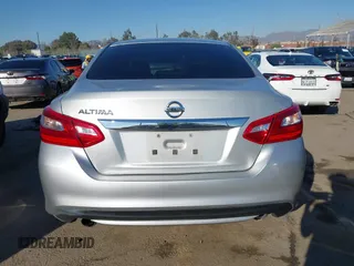 2016 Nissan Altima S with VIN 1N4AL3AP6GN327692, listed as a IAAI auction lot 41309486 with 81,493 mi miles and . Bid and sale history available at carsss.com. Image 16.