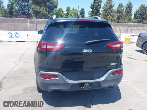2016 Jeep Cherokee Latitude with VIN 1C4PJLCS8GW260180, listed as a IAAI auction lot 42649326 with 207,732 mi miles and . Bid and sale history available at DreamBid. Image 16.