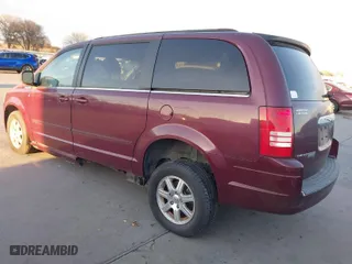 2008 Chrysler Town & Country Touring with VIN 2A8HR54P98R655720, listed as a IAAI auction lot 41267762 with 194,192 mi miles. Bid and sale history available at carsss.com. Image 3.