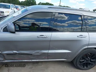 2021 Jeep Grand Cherokee Laredo X z VIN 1C4RJEAG9MC739515, wystawiony jako IAAI lot #42184910 z przebiegiem 45 687 mil mil oraz . Historia ofert i sprzedaży dostępna na DreamBid. Obrazek 14.
